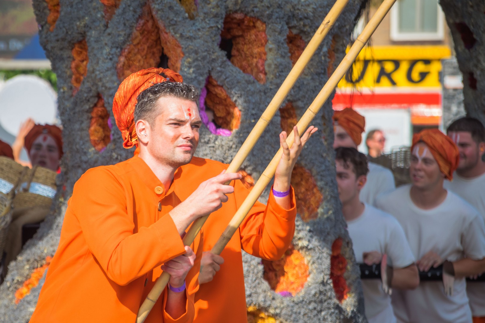 Holifant, Foto Charles van Campenhout