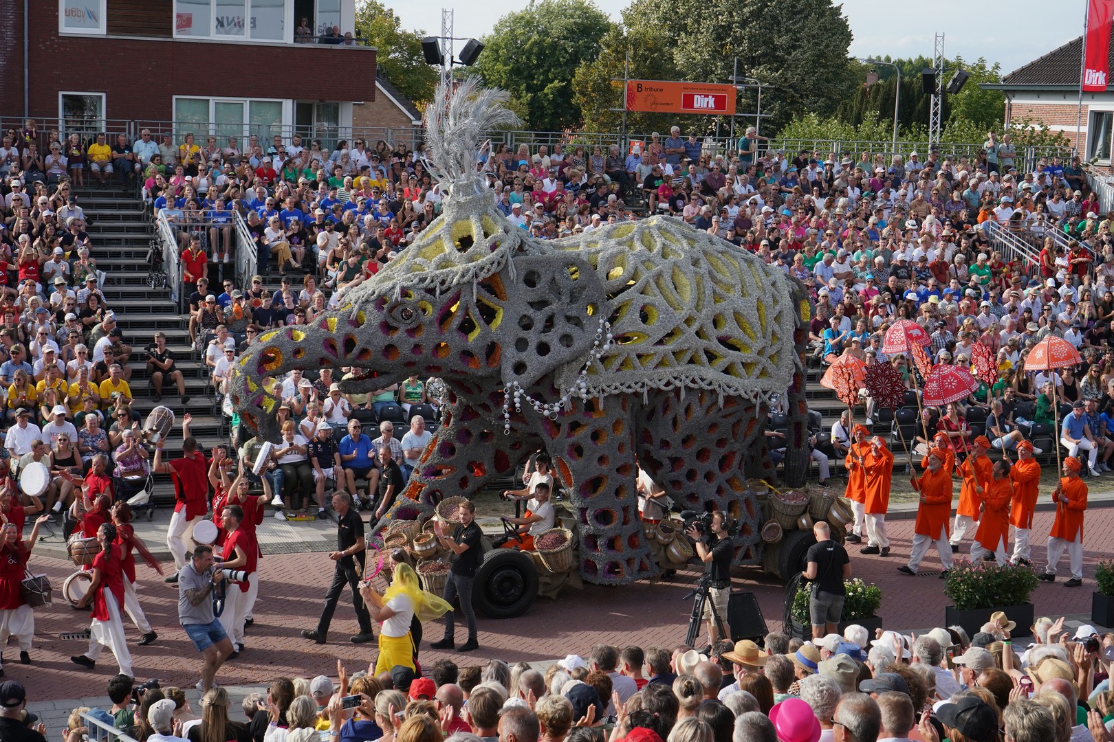 Holifant, Foto Ad van de Kieboom