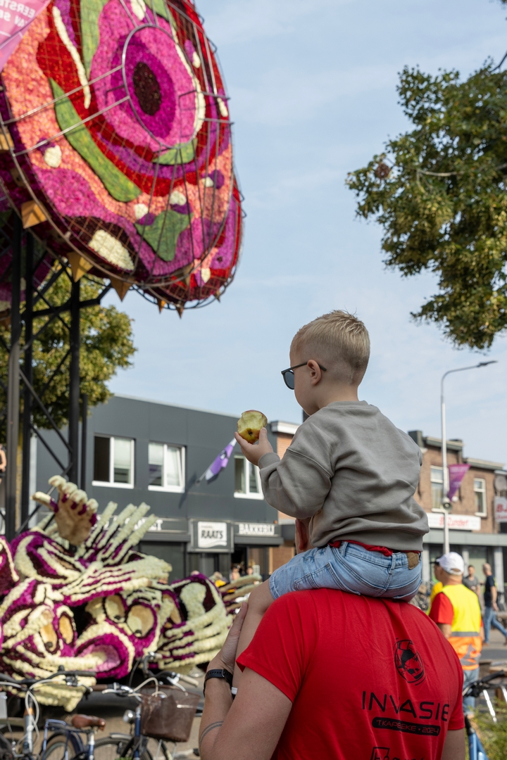 Invasie, Foto Judith van Aert