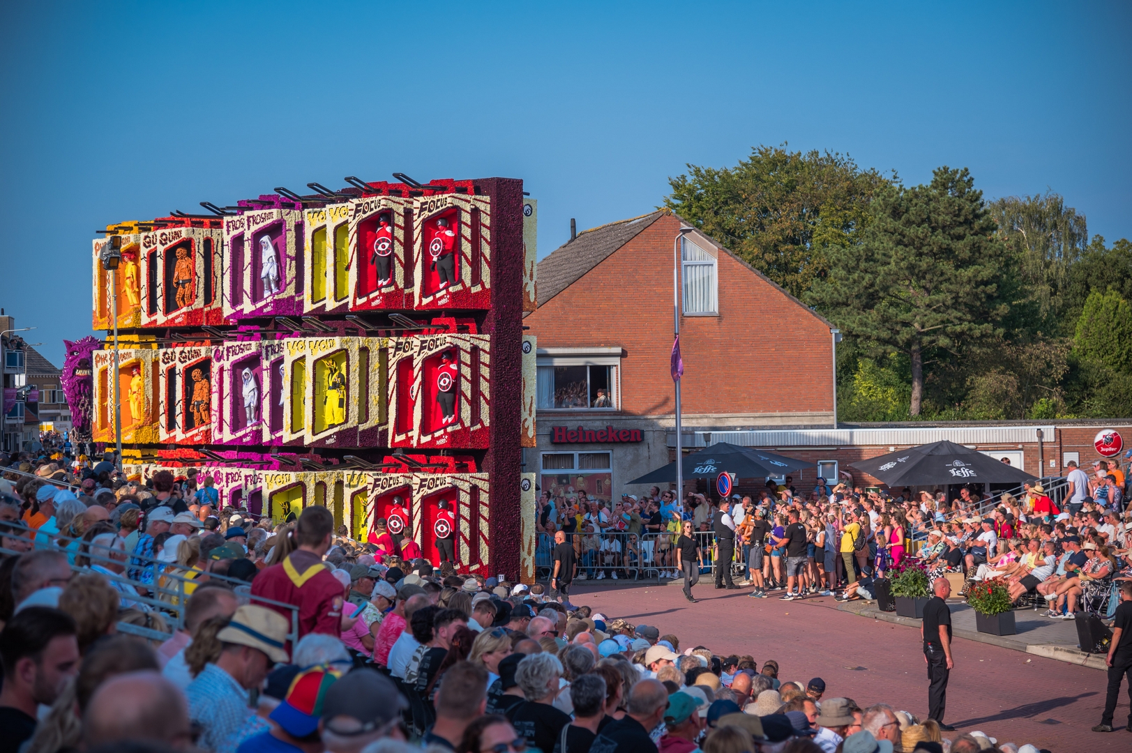 Helden, Foto Charles van Campenhout