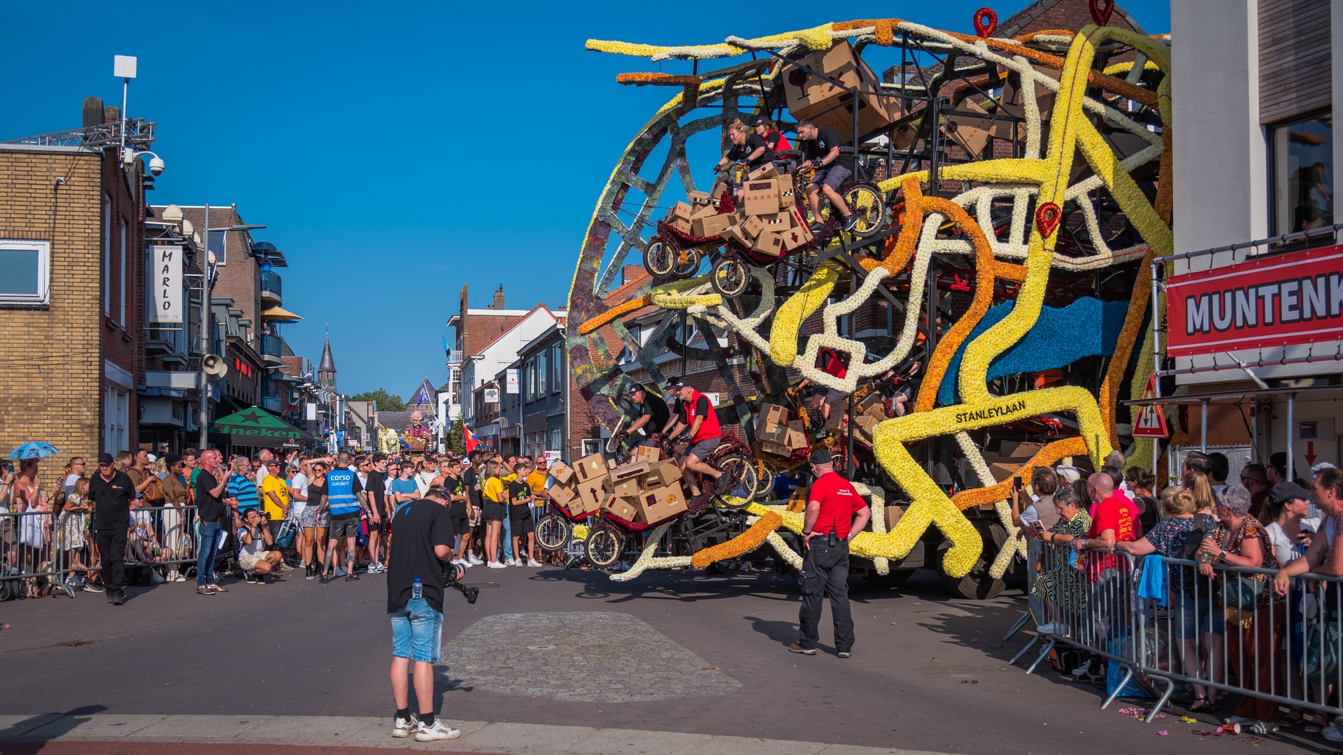 Voor Acht Uur Besteld, Foto Charles van Campenhout